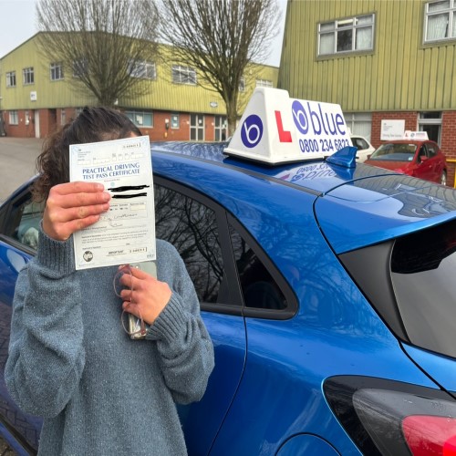 Amelia S from Chippenham Passed Driving Test FIRST TIME in Chippenham